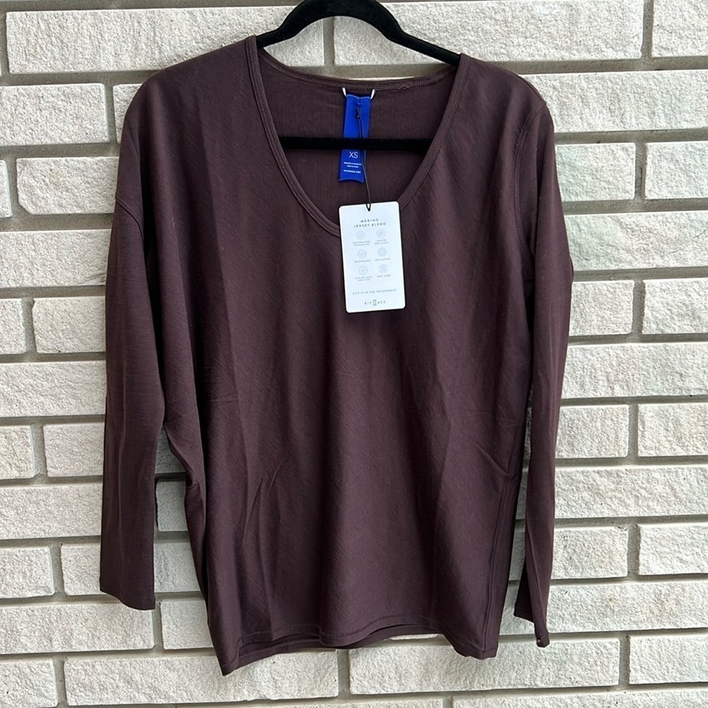 Kit and Ace Merino Wave Long Sleeve Tee - Black Walnut - Sz XS